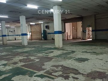 GUDANG JUAL LT 5.250 M² LB 2.300 M² DIKAWASAN DAERAH CIKARANG