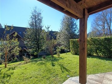 Casa en venta de 4D-3B Los Alerces de Alicura, Pucón