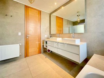 Casa en Venta en Av. Guay Guay - San Anselmo