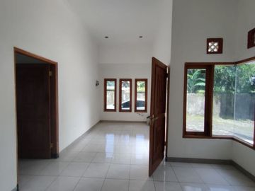 Info Rumah Dijual di Jalan Kaliurang Km 12,5; 3 Unit