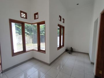 Info Rumah Dijual di Jalan Kaliurang Km 12,5; 3 Unit