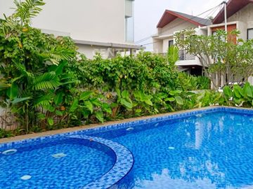 Dijual Rumah Cantik Di Graha Hijau Riviera Ciputat Ada Club House