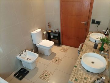 VENTA CASA 6 AMB PILETA, LA PEREGRINA, PILAR