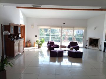 VENTA CASA 6 AMB PILETA, LA PEREGRINA, PILAR