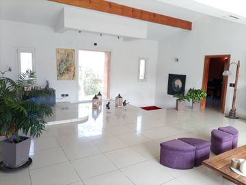 VENTA CASA 6 AMB PILETA, LA PEREGRINA, PILAR
