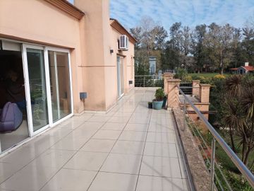 VENTA CASA 6 AMB PILETA, LA PEREGRINA, PILAR