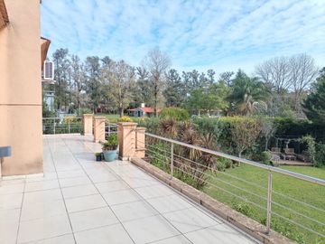 VENTA CASA 6 AMB PILETA, LA PEREGRINA, PILAR