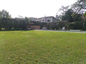 VENTA CASA 6 AMB PILETA, LA PEREGRINA, PILAR