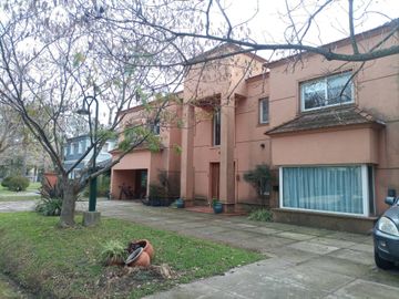 VENTA CASA 6 AMB PILETA, LA PEREGRINA, PILAR
