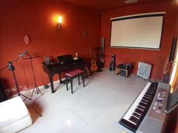 VENTA CASA 6 AMB PILETA, LA PEREGRINA, PILAR