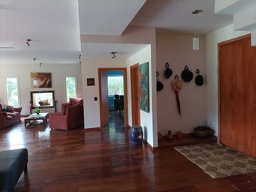 VENTA CASA 6 AMB PILETA, LA PEREGRINA, PILAR