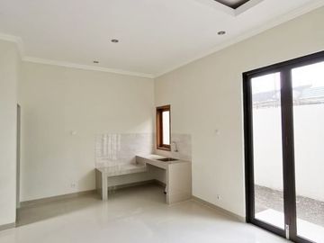 RUMAH MEWAH DENGAN AKSES POWERFULL DEKAT KOTA YOGYAKARTA
