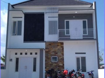 Rumah di Cluster Cantik Dan Keren Gayamprit