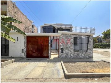 LA CASA QUE ESTABAS BUSCANDO ESTÁ AQUÍ!!!
Vive en Los Olivos, donde TODO está al alcance de tu mano

Imagina despertar cada mañana en una hermosa c