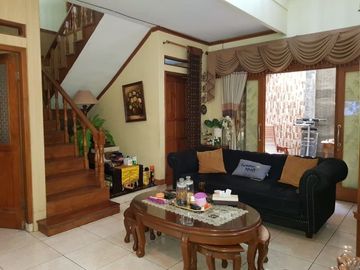 5 Bedroom House for sale