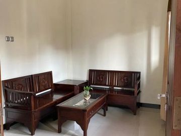 Rumah Bagus Shm di Perumahan Bukit Citra Darmo Surabaya