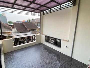Rumah Bagus Shm di Perumahan Bukit Citra Darmo Surabaya