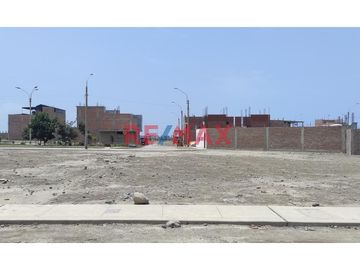 SE VENDE TERRENO EN LA MZ Q - LOTE 33 EN BRISAS DE BARRANCA EN LA PRIMERA ETAPA EN LA MEJOR ZONA DE LA PROVINCIA, SEGURA Y TRANQUILA,  RODEADA DE MUCH