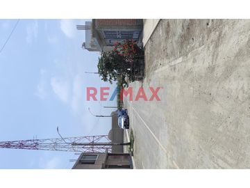 SE VENDE TERRENO EN LA MZ Q - LOTE 33 EN BRISAS DE BARRANCA EN LA PRIMERA ETAPA EN LA MEJOR ZONA DE LA PROVINCIA, SEGURA Y TRANQUILA,  RODEADA DE MUCH