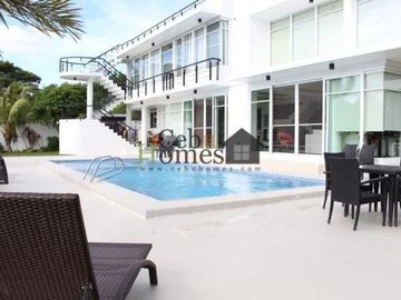 Modern House with City View and Pool For Sale