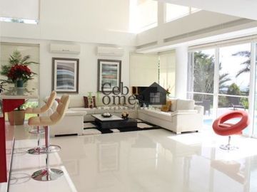 Modern House with City View and Pool For Sale
