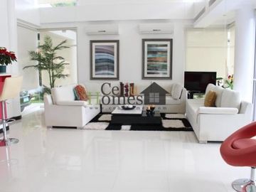 Modern House with City View and Pool For Sale