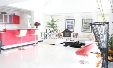 Modern House with City View and Pool For Sale