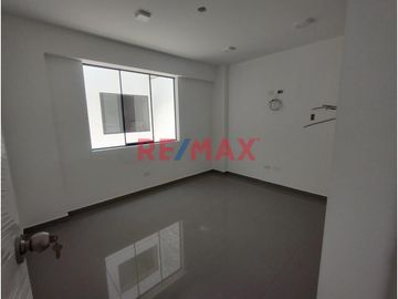 Local Comercial En Venta - Los Olivos