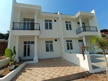 Rumah mewah cantik konsep villa murah di Cinunuk dkt Griya cinunuk