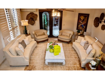 CASA EN COSTA DEL ESTE MANSION 1337M2 CON PISICNA BALMORAL