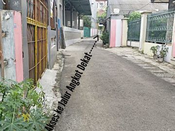 Hunian Mewah CiRACAS GATE RESiDENCE Rumah 2 Lantai