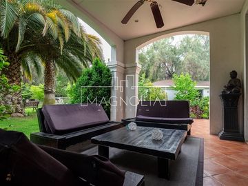 Casa en venta de 6 dorm y 3 baños con 2da casa en Chicureo