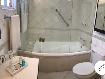 Casa en venta en Jardines en la Montaña