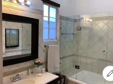Casa en venta en Jardines en la Montaña