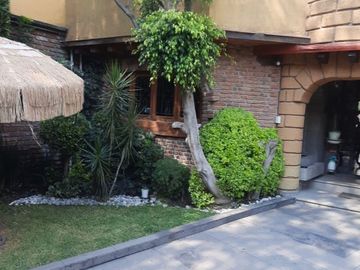 Casa en venta en Jardines en la Montaña