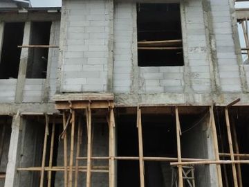 Rumah minimalis 2 lt dkt tol Desari di Rangkapan Jaya Depok 885 jt