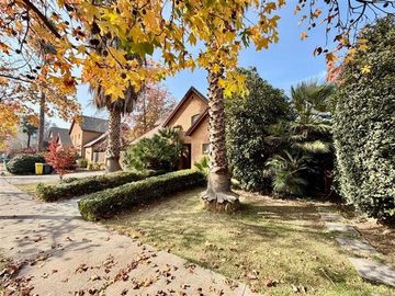 Casa en venta de 5D 5B piscina brisas Norte Chicureo