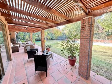 Casa en venta de 5D 5B piscina brisas Norte Chicureo