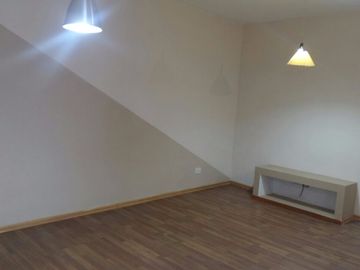 Departamento Tipo Casa en venta en Lanus Oeste