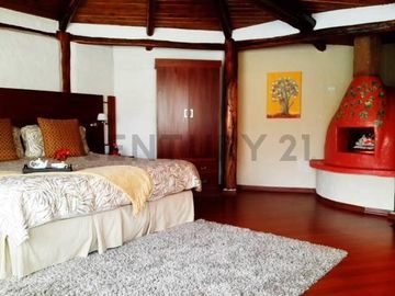 EXCEPCIONAL QUINTA DE VENTA PIFO