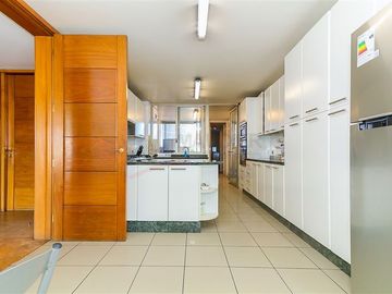 Departamento en Venta en El Golf