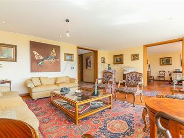 Departamento en Venta en El Golf