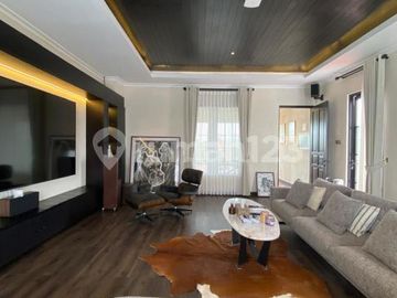 Rumah Mewah Full Furnished di Lebak Bulus | Baru Renovasi | Private Lift, Pool & Rooftop