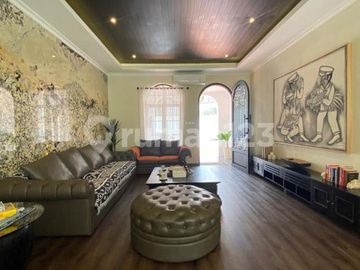 Rumah Mewah Full Furnished di Lebak Bulus | Baru Renovasi | Private Lift, Pool & Rooftop
