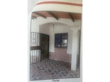 Se Vende Casa en Chorrera, Valle Dorado, Cerca de Todo