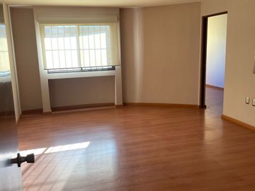 Casa en Venta en Lomas 4ta. Secc.