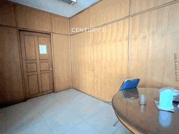 Dijual Gedung Lokasi Strategis Di Fatmawati