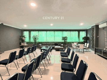 Dijual Gedung Lokasi Strategis Di Fatmawati