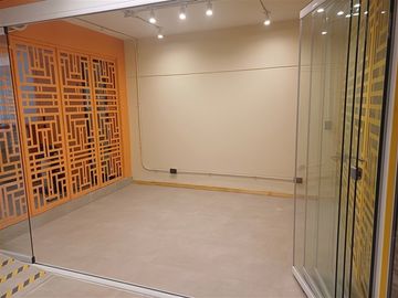 Local Comercial en arriendo en Galeria en Providencia 12 mtr