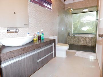 casa campestre en venta en el santuario. Cod V91002